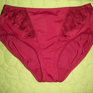 NWT Conturelle Dark Merlot Panties